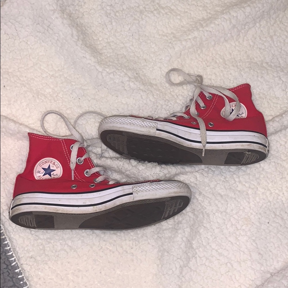 Red converse